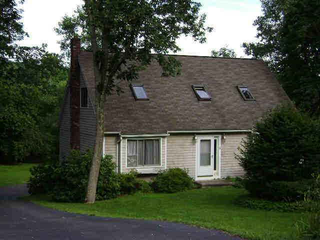 Building photograph for 8 ARROWHEAD LN